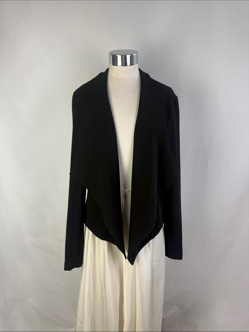 NWT CHELSEA & THEODORE BLACK DRAPE FRONT JACKET
